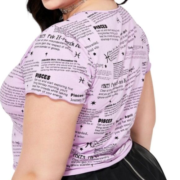 Dolls Kill Round Neck Short Sleeve Graphic Pisces Celestial Crop Top NEW - Picture 4 of 4